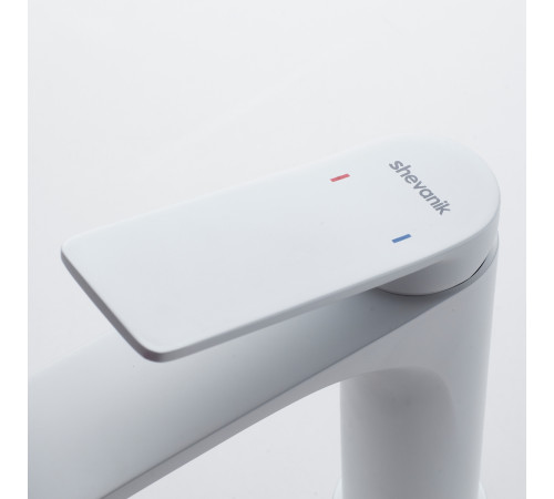 Смеситель для раковины Shevanik S4101C, белый