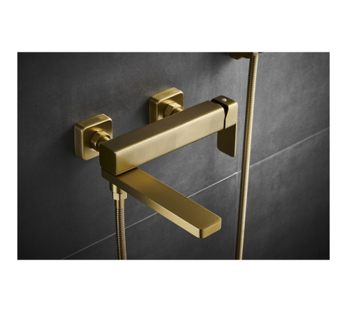 Смеситель для ванны Fmark FS8724-22C, матовое золото