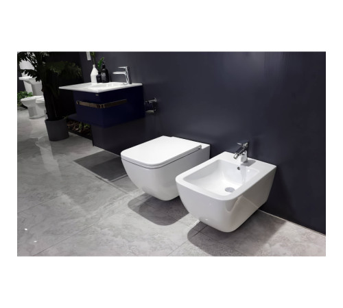 Унитаз подвесной SMARTFLOW VIGENTE безободковый с микролифтом SMF811-WH, белый