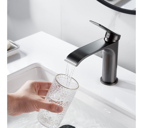 Смеситель для раковины Shevanik S4101T, оружейная сталь