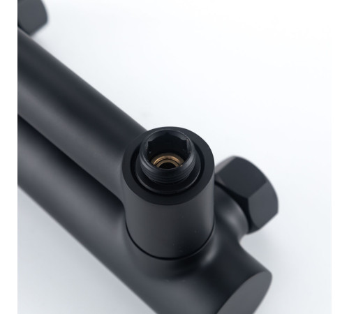 Смеситель для ванны GAPPO G3206-6, черный
