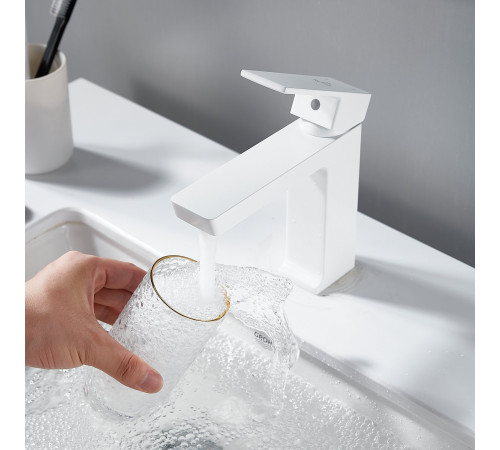 Смеситель для раковины Rose R1801C-1, белый