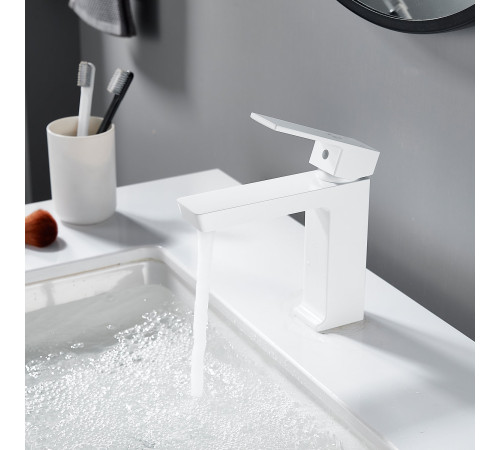 Смеситель для раковины Rose R1801C-1, белый
