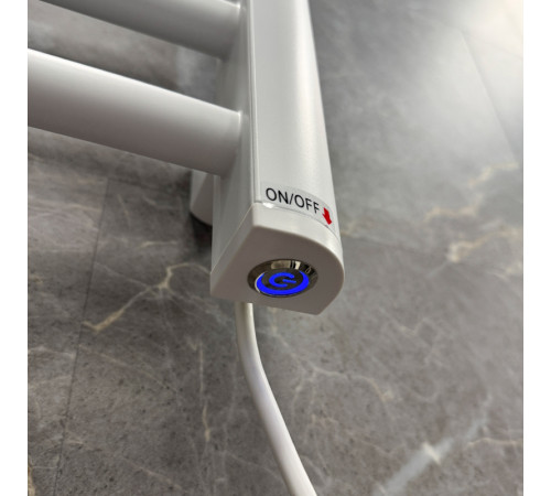 Полотенцесушитель электрический Fixsen UNIVERSAL 600х500 FX-7200W, белый