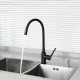 Смеситель для кухни с гибким изливом FRAP F4462, черный